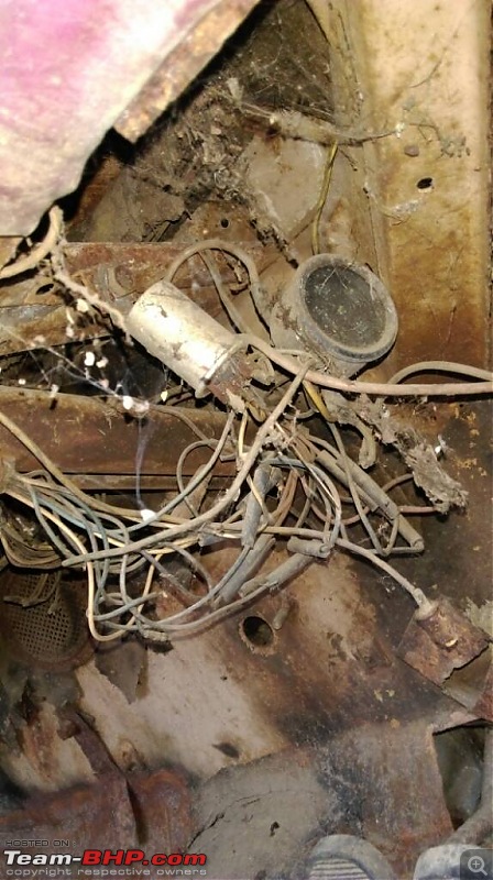 Rust In Pieces... Pics of Disintegrating Classic & Vintage Cars-1501150229867.jpg