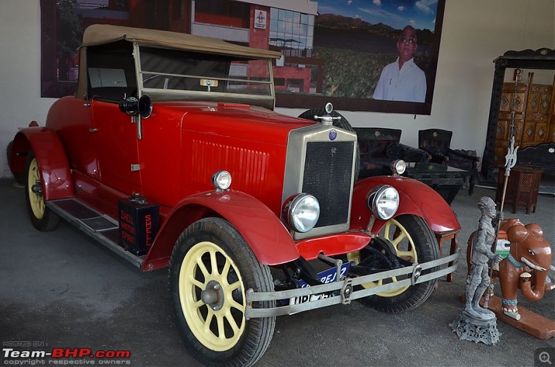 Vintage Villa: Classic Car collection in Surat-22279669_486106945093032_3433326062852004456_n.jpg