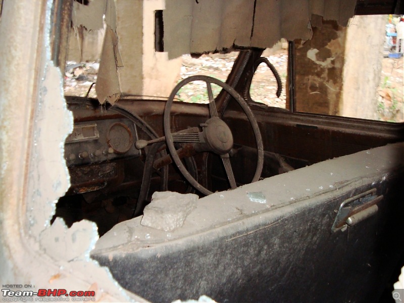 Rust In Pieces... Pics of Disintegrating Classic & Vintage Cars-dsc00093.jpg
