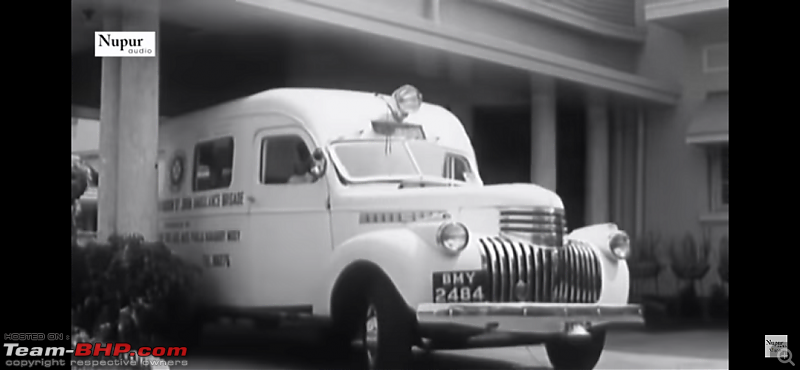 Old Bollywood & Indian Films : The Best Archives for Old Cars-chirag-10.png