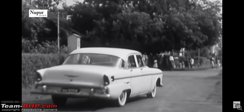 Old Bollywood & Indian Films : The Best Archives for Old Cars-chirag-15.png