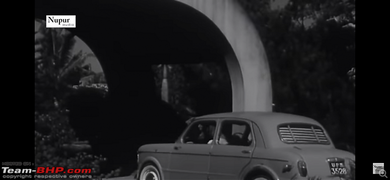 Old Bollywood & Indian Films : The Best Archives for Old Cars-chirag-22.png