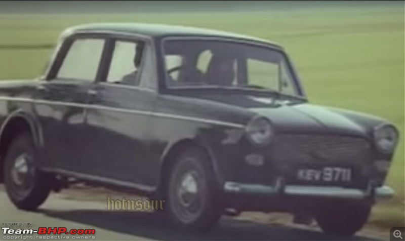Old Bollywood & Indian Films : The Best Archives for Old Cars-1.png