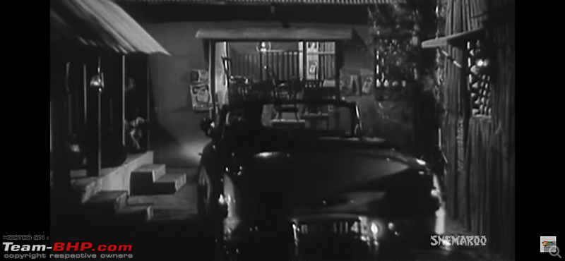 Old Bollywood & Indian Films : The Best Archives for Old Cars-jhumroo-12.png