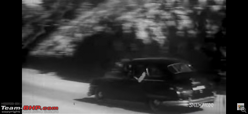 Old Bollywood & Indian Films : The Best Archives for Old Cars-insaan-27.png