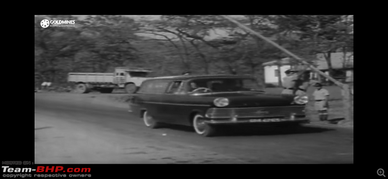 Old Bollywood & Indian Films : The Best Archives for Old Cars-teesra-kaun-26.png