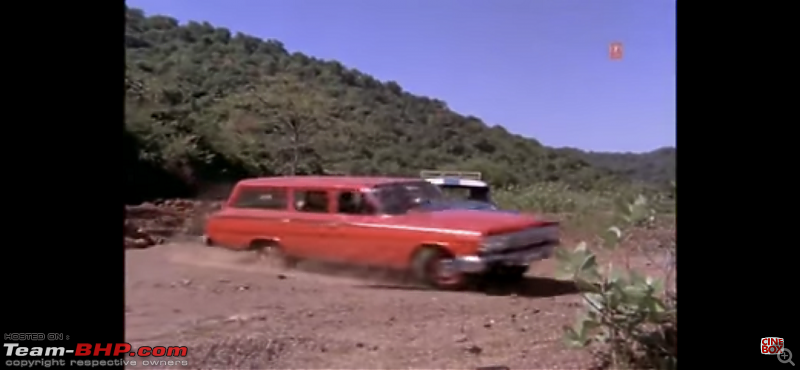 Old Bollywood & Indian Films : The Best Archives for Old Cars-shareef-badmaash-8.png