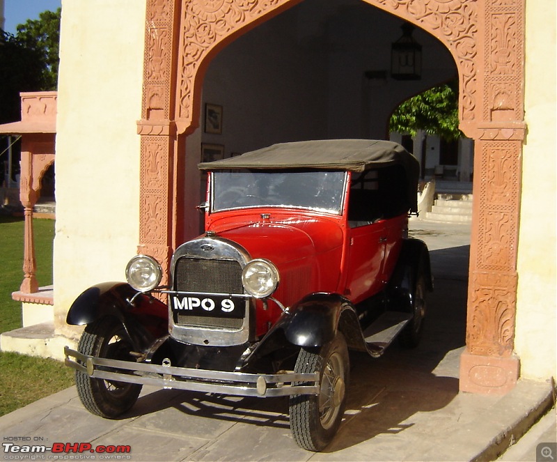 Pics: Vintage & Classic cars in India-model-.jpg