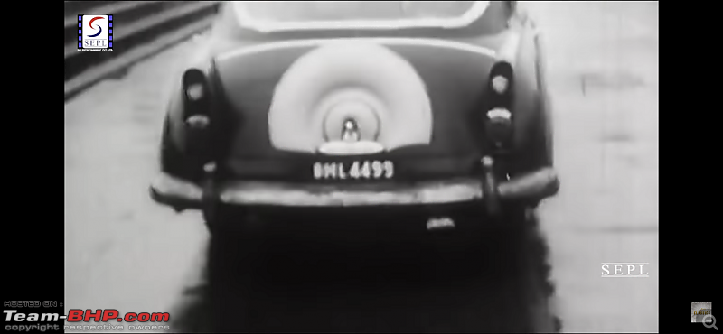 Old Bollywood & Indian Films : The Best Archives for Old Cars-duniya-na-mane-17.png