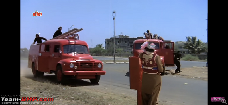 Old Bollywood & Indian Films : The Best Archives for Old Cars-tinku-5.png
