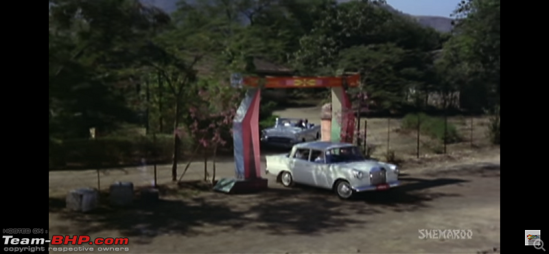 Old Bollywood & Indian Films : The Best Archives for Old Cars-raja-saab-3.png