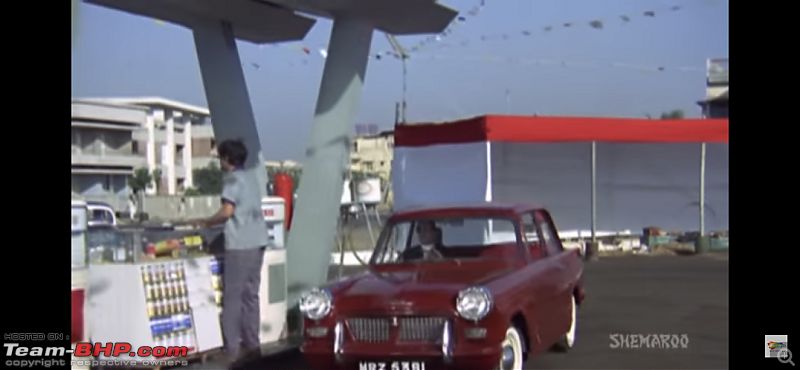 Old Bollywood & Indian Films : The Best Archives for Old Cars-raja-saab-7.png