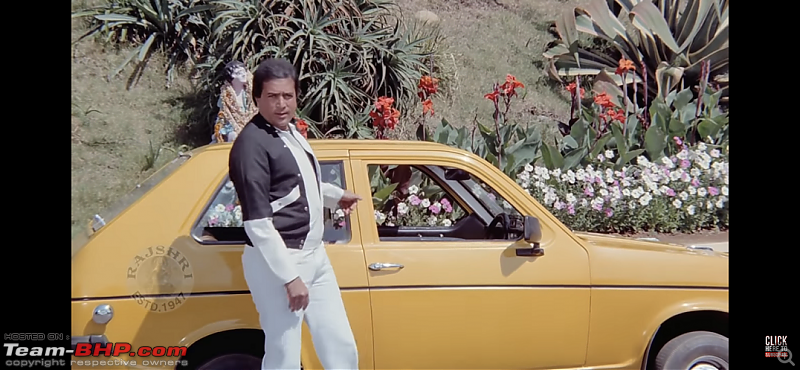 Old Bollywood & Indian Films : The Best Archives for Old Cars-awaaz-20.png