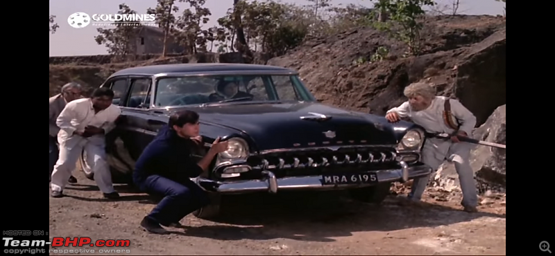 Old Bollywood & Indian Films : The Best Archives for Old Cars-aankhon-aankhon-mein-12.png
