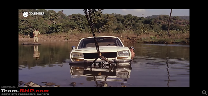 Old Bollywood & Indian Films : The Best Archives for Old Cars-inkaar-12.png