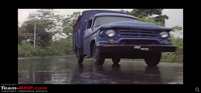 Old Bollywood & Indian Films : The Best Archives for Old Cars-inkaar-31.png