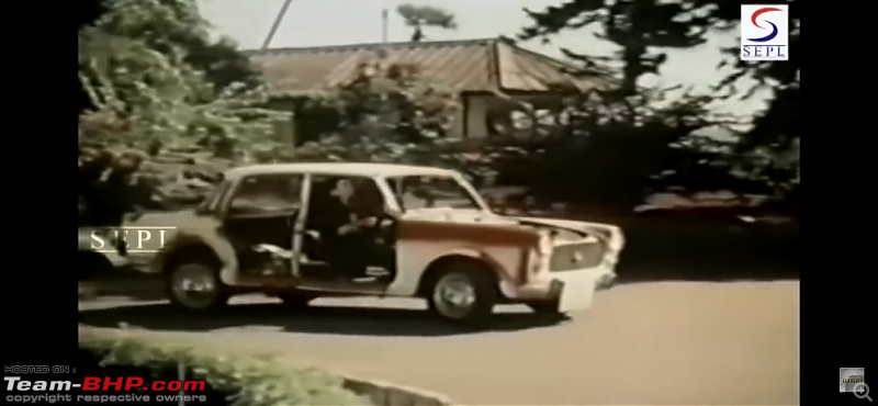 Old Bollywood & Indian Films : The Best Archives for Old Cars-jhoota-kahin-ka-23.png