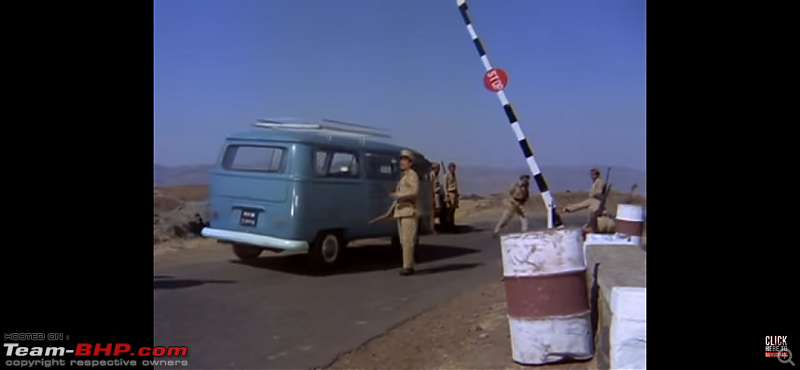 Old Bollywood & Indian Films : The Best Archives for Old Cars-aakhri-dao-23.png