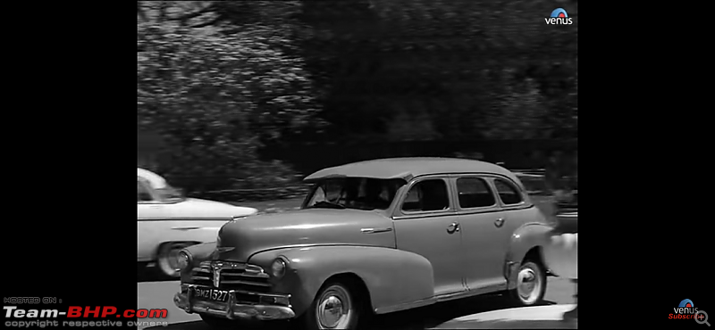 Old Bollywood & Indian Films : The Best Archives for Old Cars-gumrah-22.png