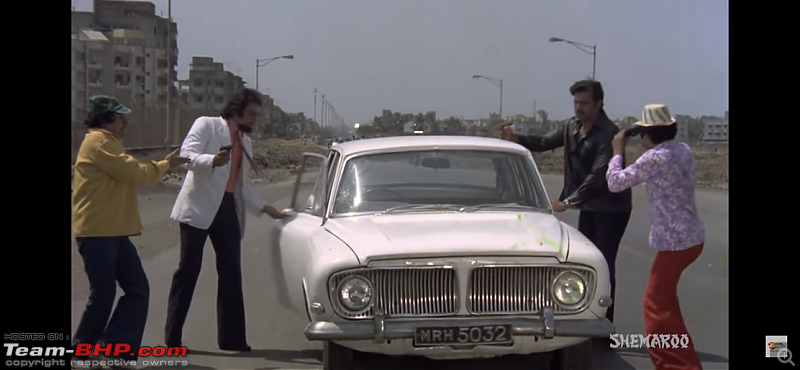 Old Bollywood & Indian Films : The Best Archives for Old Cars-chhailla-59.png