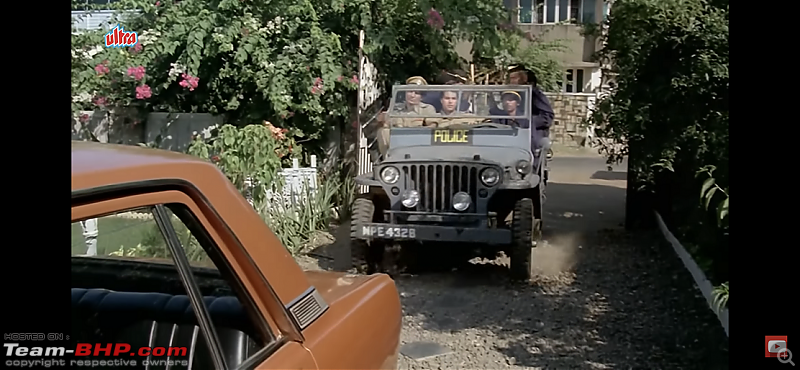 Old Bollywood & Indian Films : The Best Archives for Old Cars-aamne-saamne-70.png