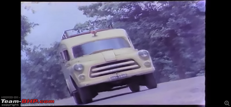 Old Bollywood & Indian Films : The Best Archives for Old Cars-mounto-7.png