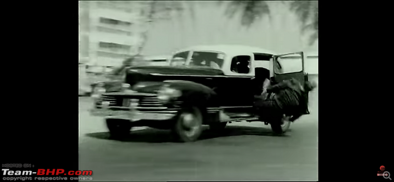 Old Bollywood & Indian Films : The Best Archives for Old Cars-ek-musafir-ek-hasina-6.png