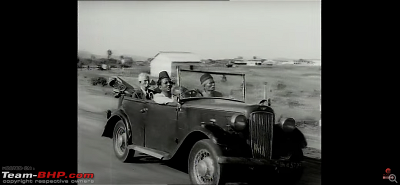 Old Bollywood & Indian Films : The Best Archives for Old Cars-aao-pyaar-karein-35.png