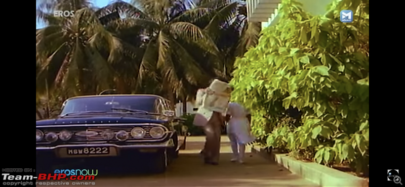 Old Bollywood & Indian Films : The Best Archives for Old Cars-hum-dono-23.png