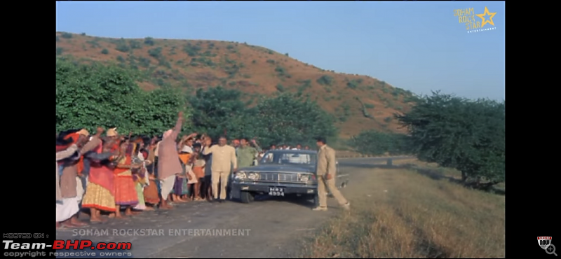 Old Bollywood & Indian Films : The Best Archives for Old Cars-ganwaar-11.png