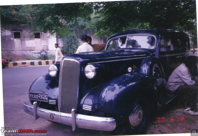 Cadillacs in India-cadillac-limo.jpg