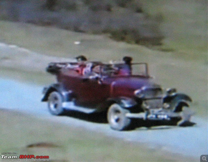 Old Bollywood & Indian Films : The Best Archives for Old Cars-img_4501.jpg