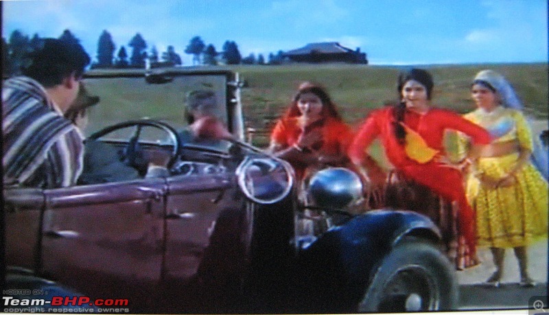 Old Bollywood & Indian Films : The Best Archives for Old Cars-img_4502.jpg