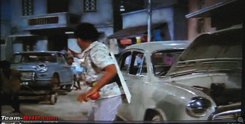 Old Bollywood & Indian Films : The Best Archives for Old Cars-img_4592.jpg