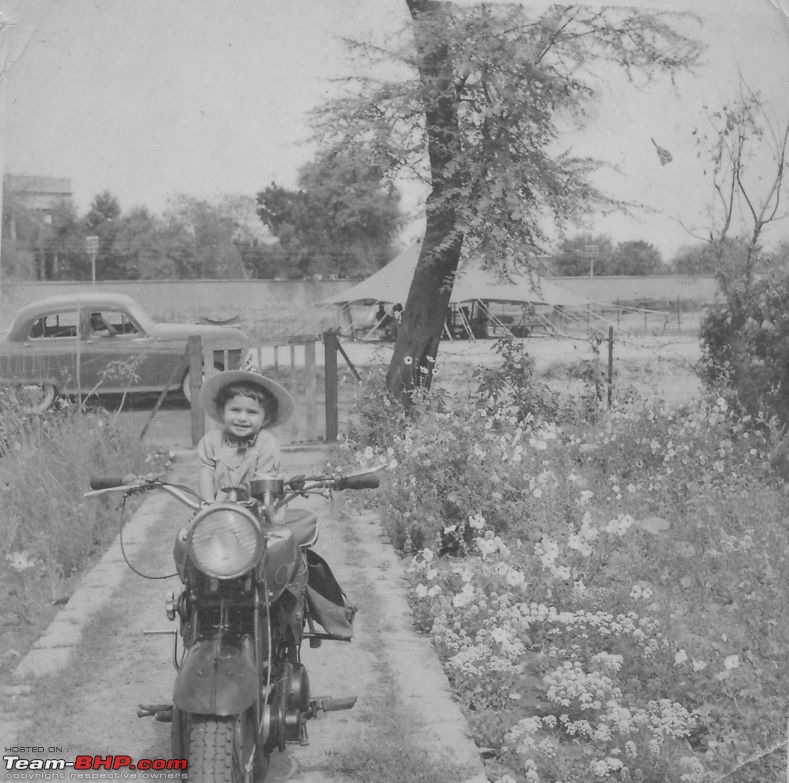 Nostalgic automotive pictures including our family's cars-1955_new_delhi.jpg