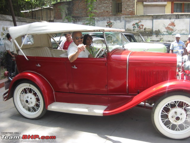 Vintage Car Rally at Lucknow-vintageman-family.jpg