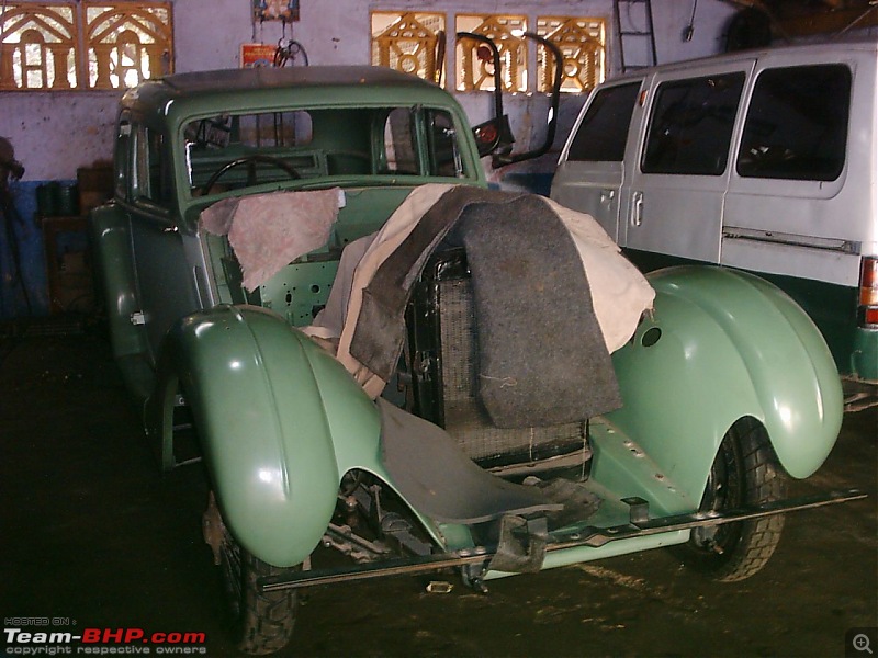 Unidentified Vintage and Classic cars in India-01.jpg