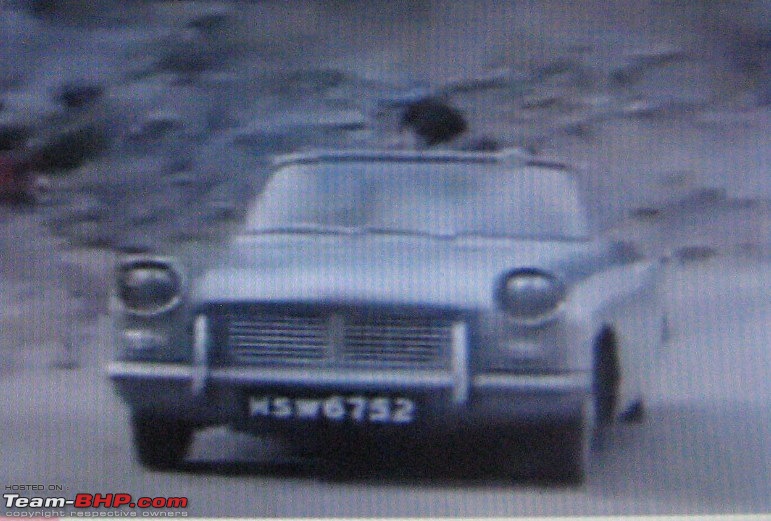 Old Bollywood & Indian Films : The Best Archives for Old Cars-img_6773.jpg