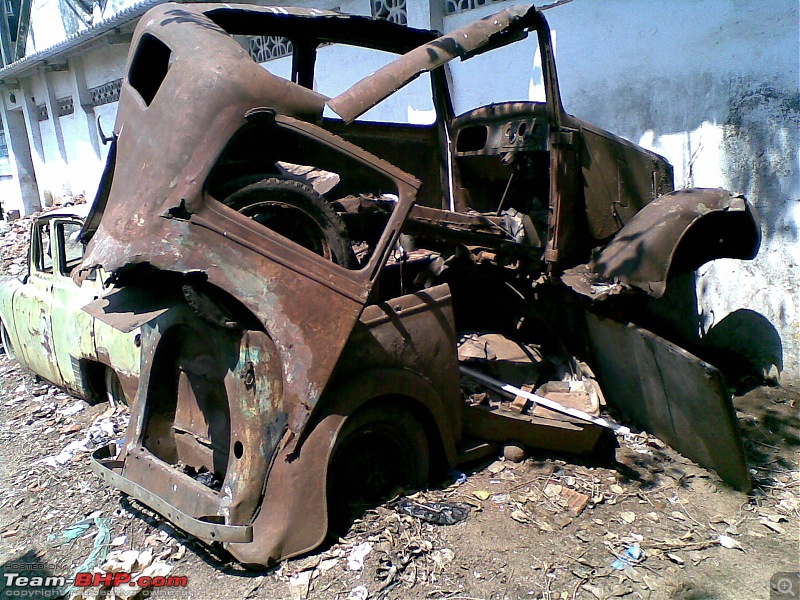 Rust In Pieces... Pics of Disintegrating Classic & Vintage Cars-20082010001.jpg