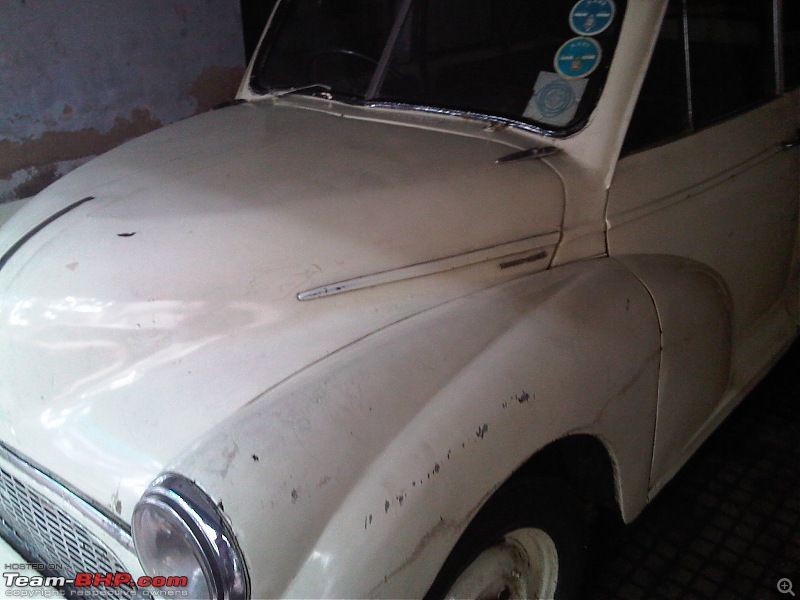 KOLKATA - Cars waiting to be Restored or Scrapped!-img00135201010201431.jpg