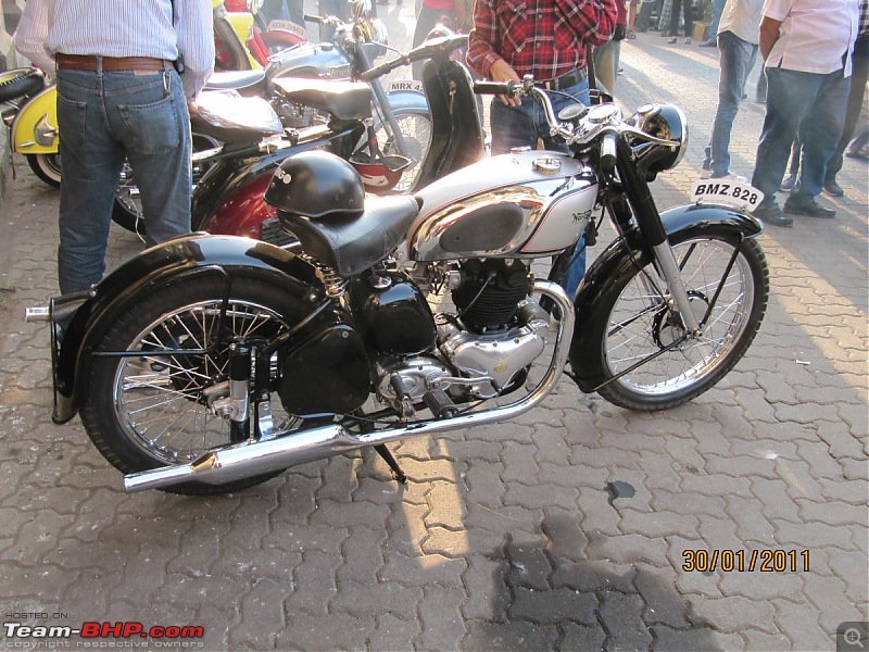 2011 Vintage Car & Motorcycle Fiesta (Mumbai, 30th Jan 2011)-norton01.jpg
