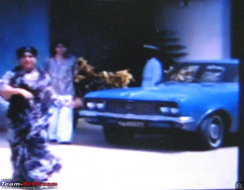 Old Bollywood & Indian Films : The Best Archives for Old Cars-img_8344.jpg