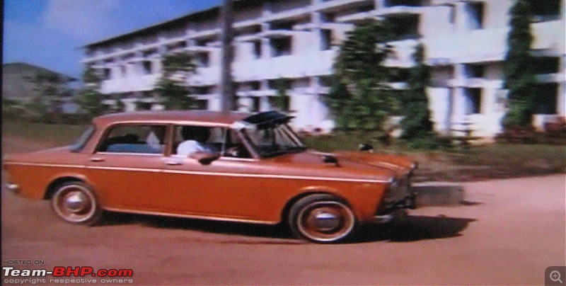 Old Bollywood & Indian Films : The Best Archives for Old Cars-img_8776.jpg