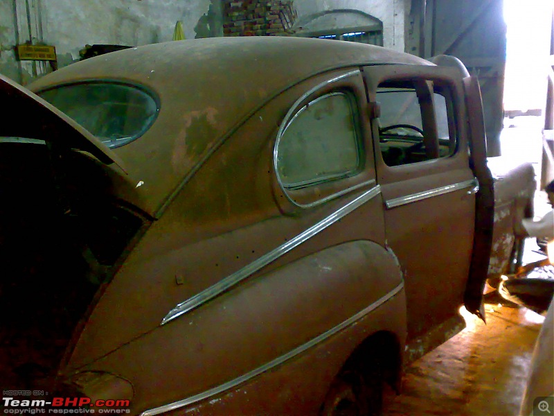 Pics: Vintage & Classic cars in India-24112010003.jpg
