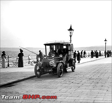 Nostalgic automotive pictures including our family's cars-marine-drive.jpg