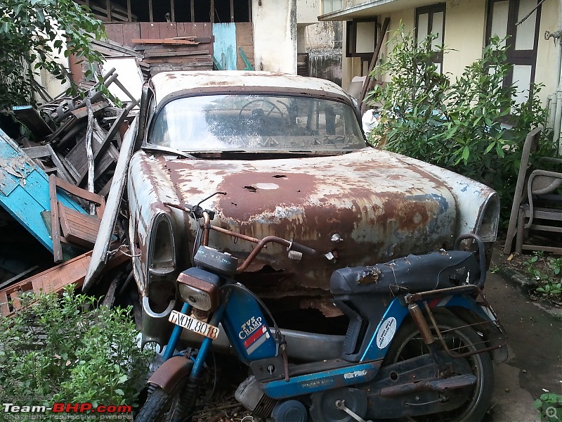 Rust In Pieces... Pics of Disintegrating Classic & Vintage Cars-20110827-15.50.26.jpg