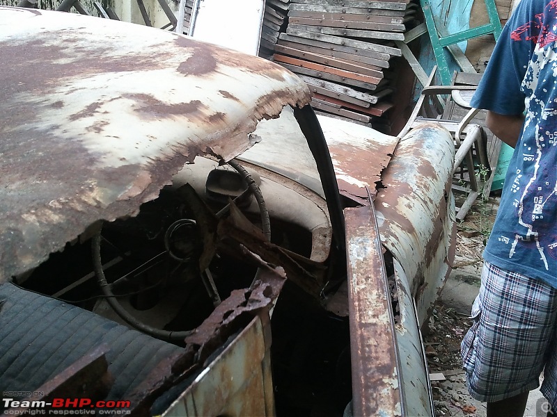 Rust In Pieces... Pics of Disintegrating Classic & Vintage Cars-20110827-15.50.10.jpg