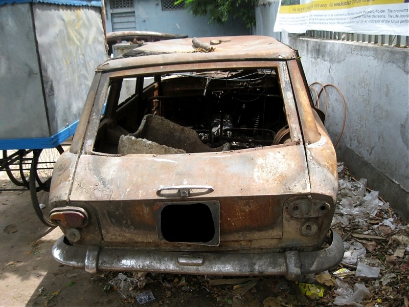 Rust In Pieces... Pics of Disintegrating Classic & Vintage Cars-4.jpg