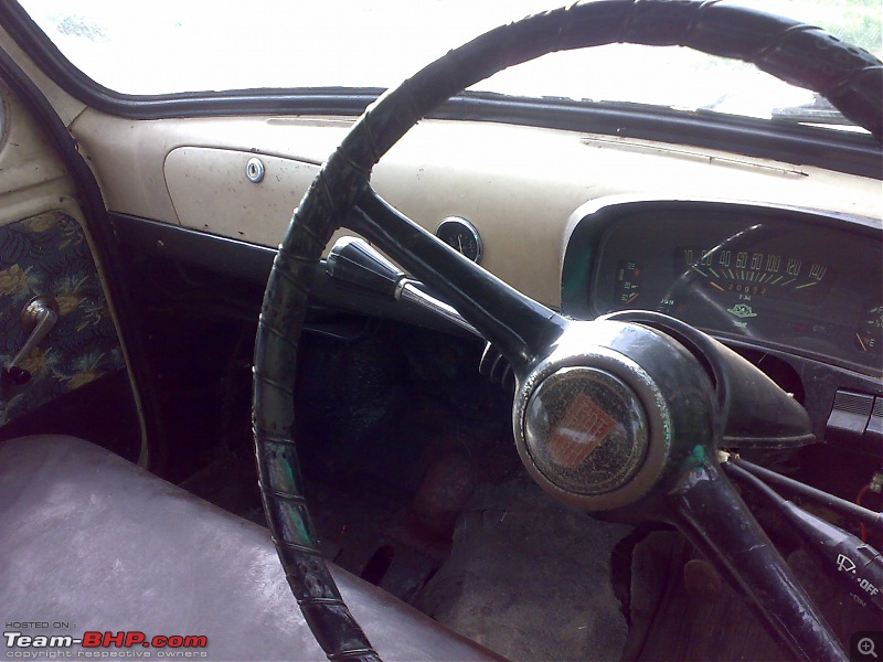 Rust In Pieces... Pics of Disintegrating Classic & Vintage Cars-060720081442.jpg
