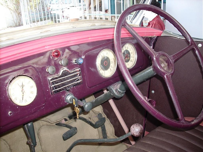 Dashboard Pictures of Vintage and Classic Cars-dscn0416.jpg